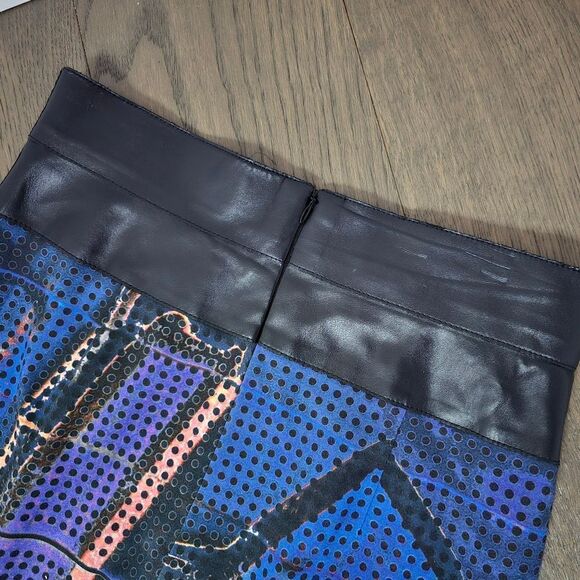 Akris Punto Perforated Faux Leather Midi Skirt in Blue Abstract Grafitti Print - Picture 9 of 14